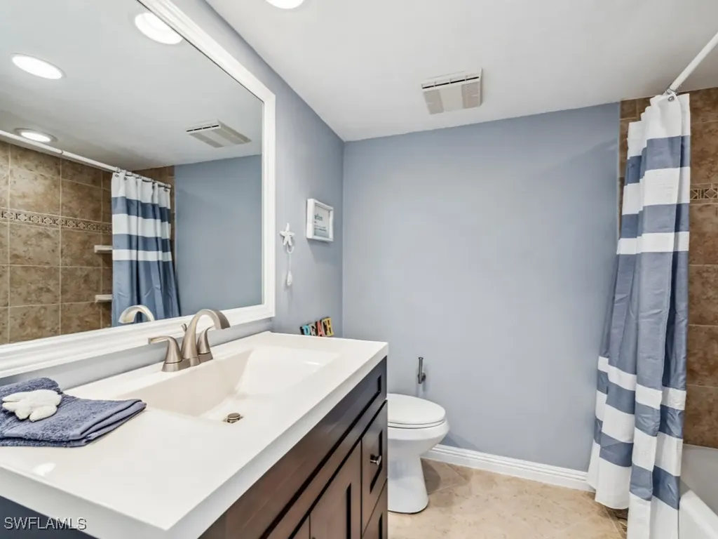 132 Cypress Way E Naples FL 34110