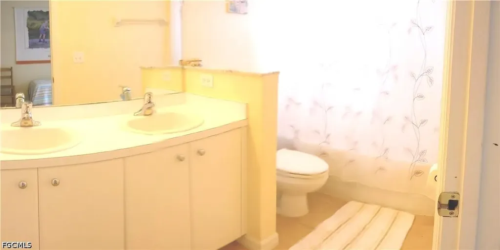 1406 Weeping Willow Court Cape Coral FL 33909