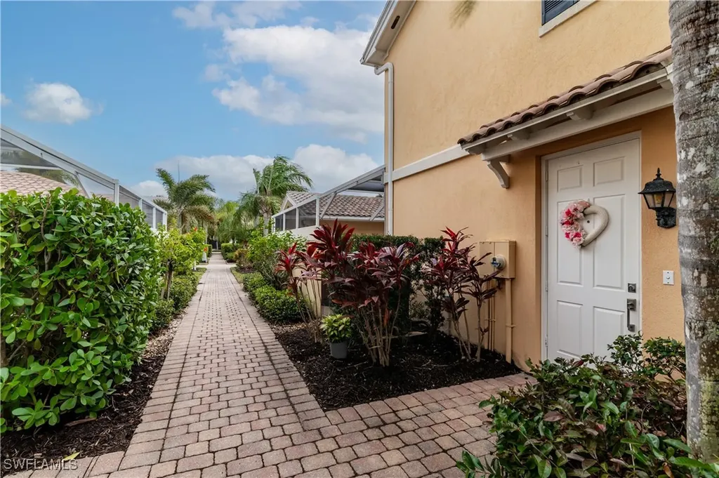8102 Chianti Lane Naples FL 34114