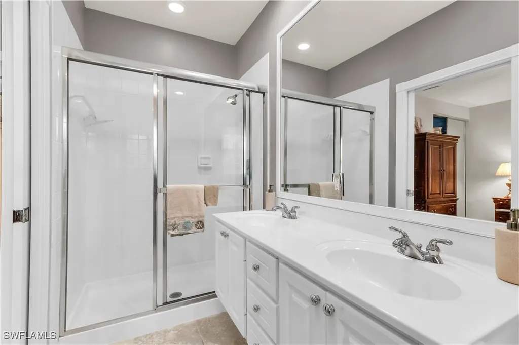 8102 Chianti Lane Naples FL 34114