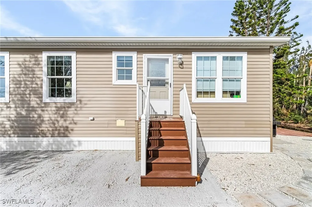 7264 Drum Drive St. James City FL 33956