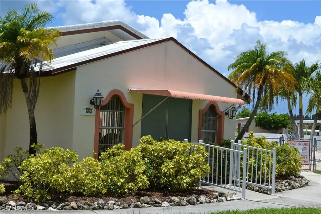 7264 Drum Drive St. James City FL 33956