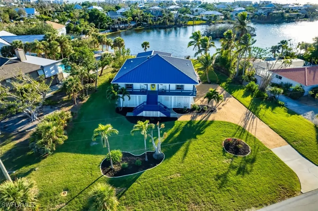 3131 Twin Lakes Lane Sanibel FL 33957