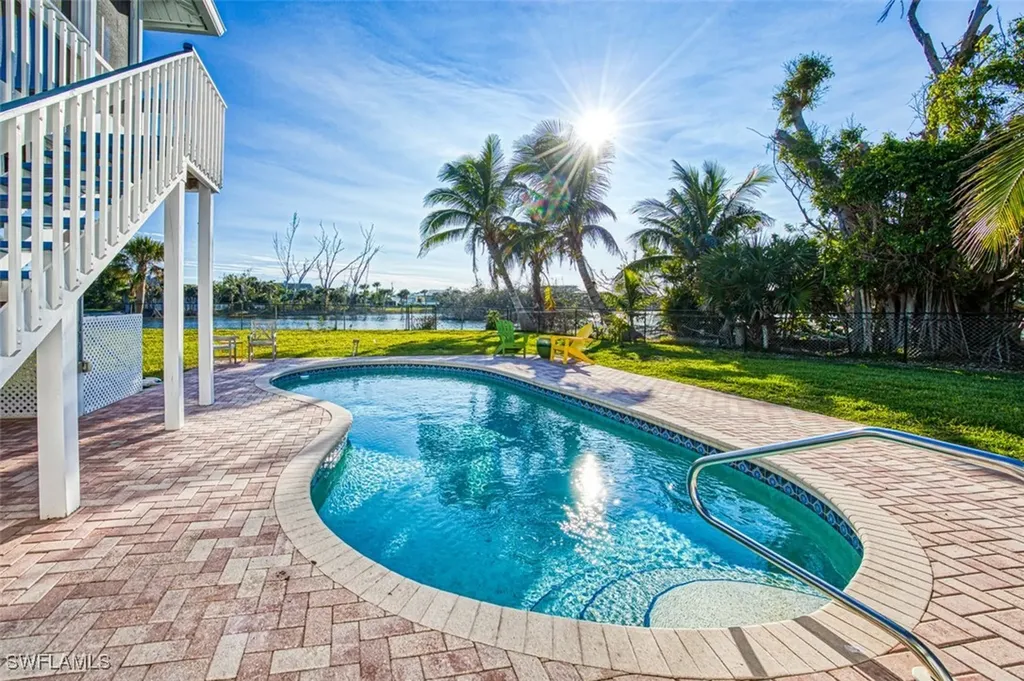 3131 Twin Lakes Lane Sanibel FL 33957