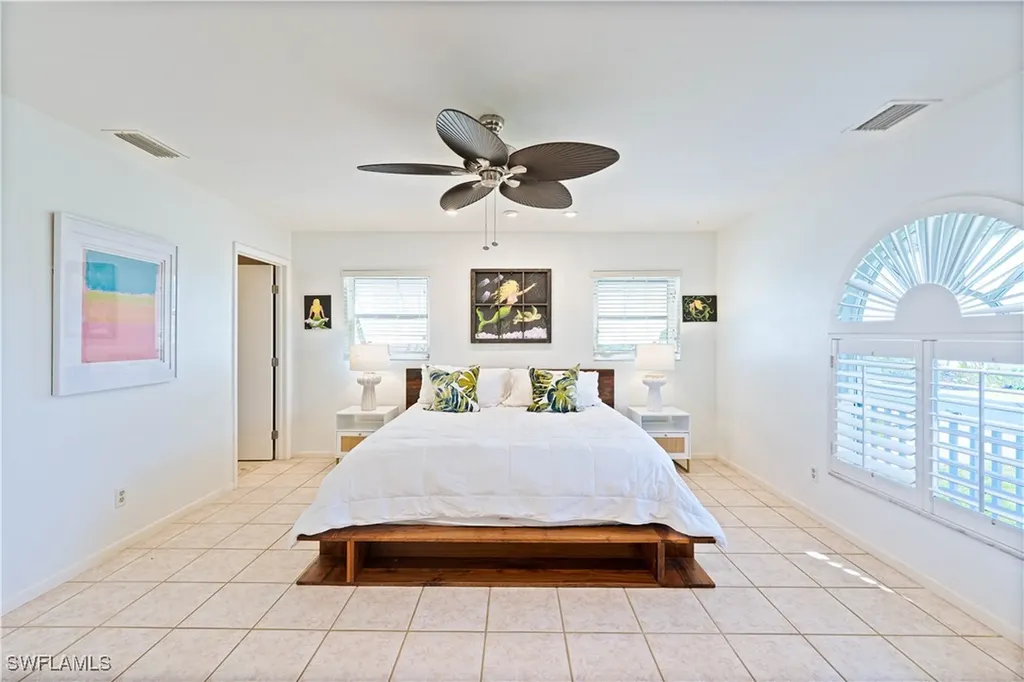 3131 Twin Lakes Lane Sanibel FL 33957