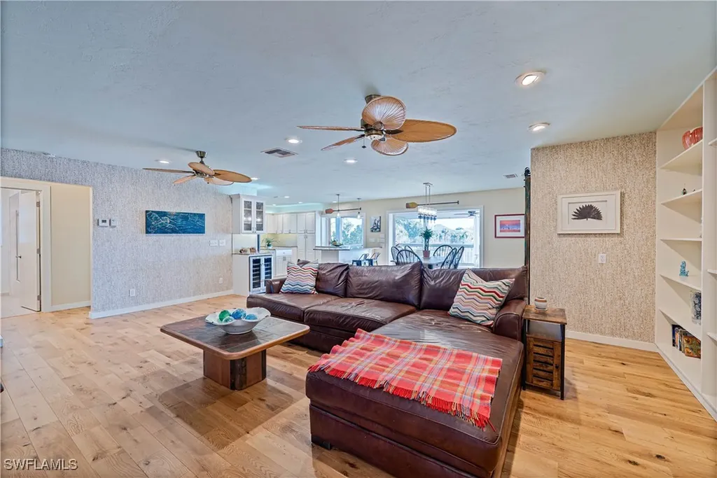 3131 Twin Lakes Lane Sanibel FL 33957