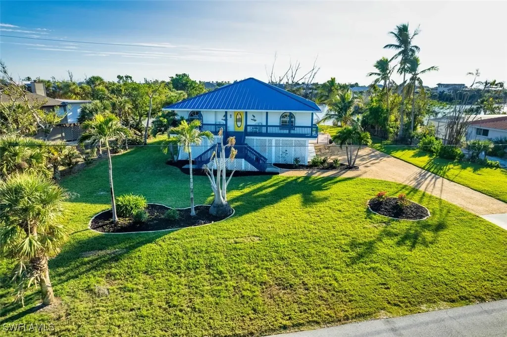 3131 Twin Lakes Lane Sanibel FL 33957