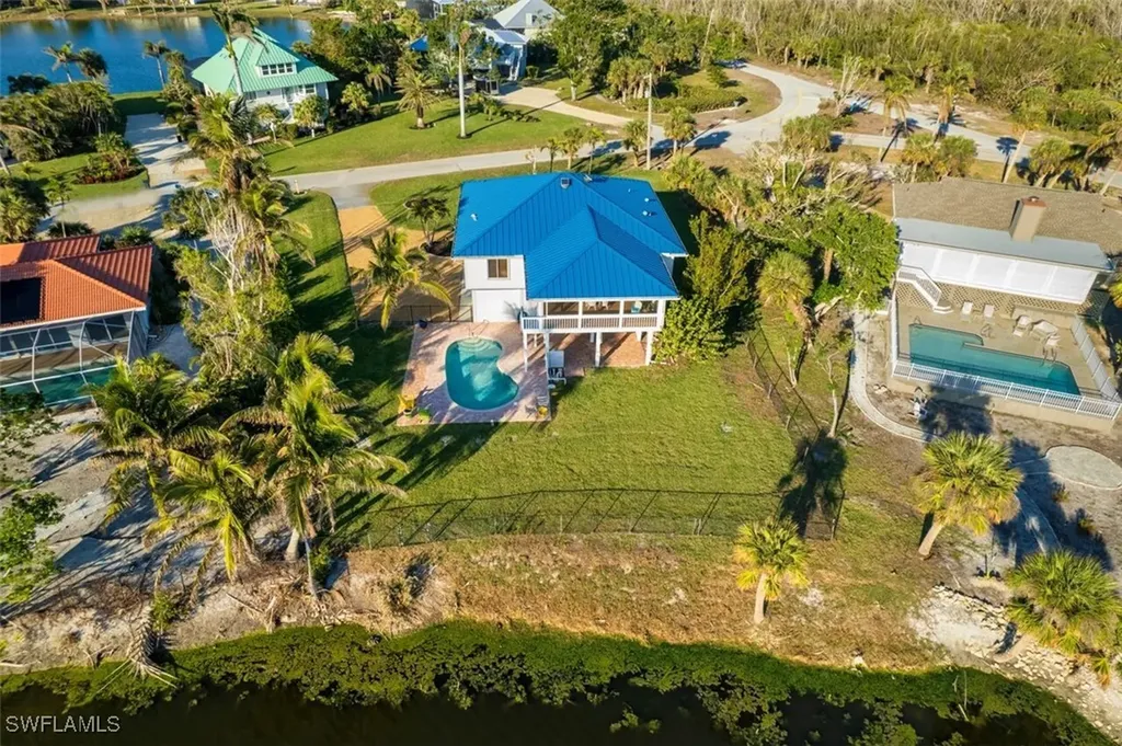 3131 Twin Lakes Lane Sanibel FL 33957