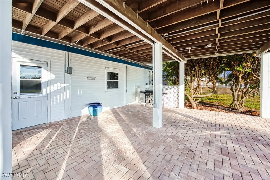 3131 Twin Lakes Lane Sanibel FL 33957