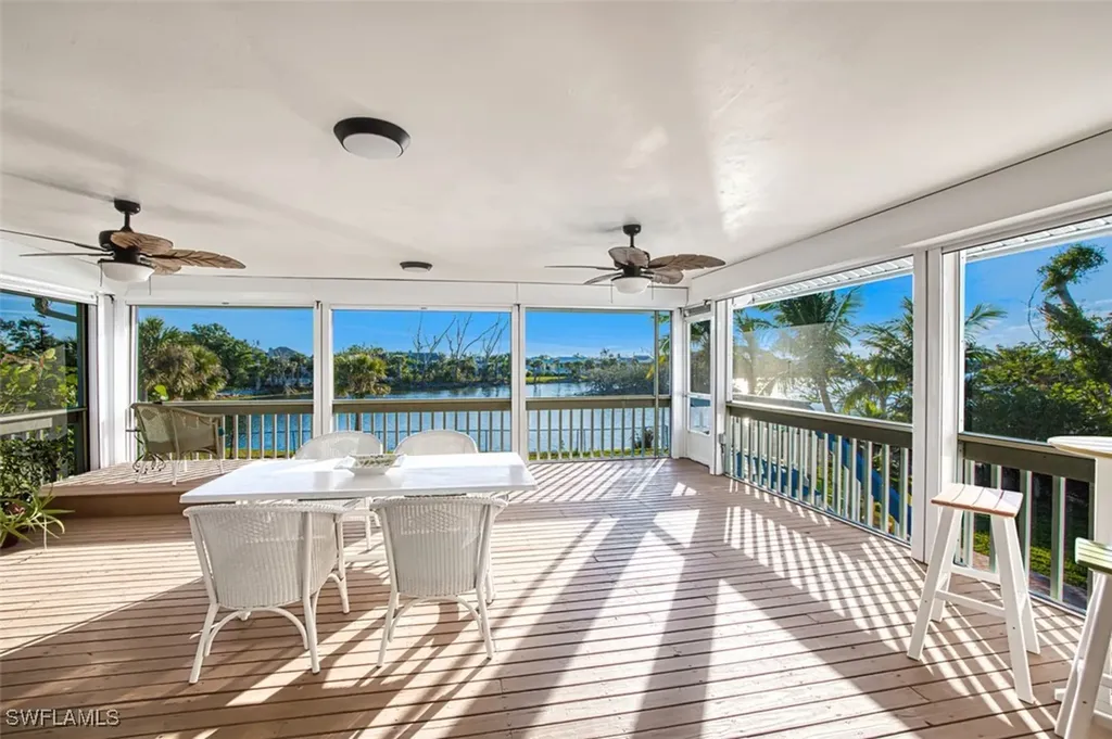 3131 Twin Lakes Lane Sanibel FL 33957