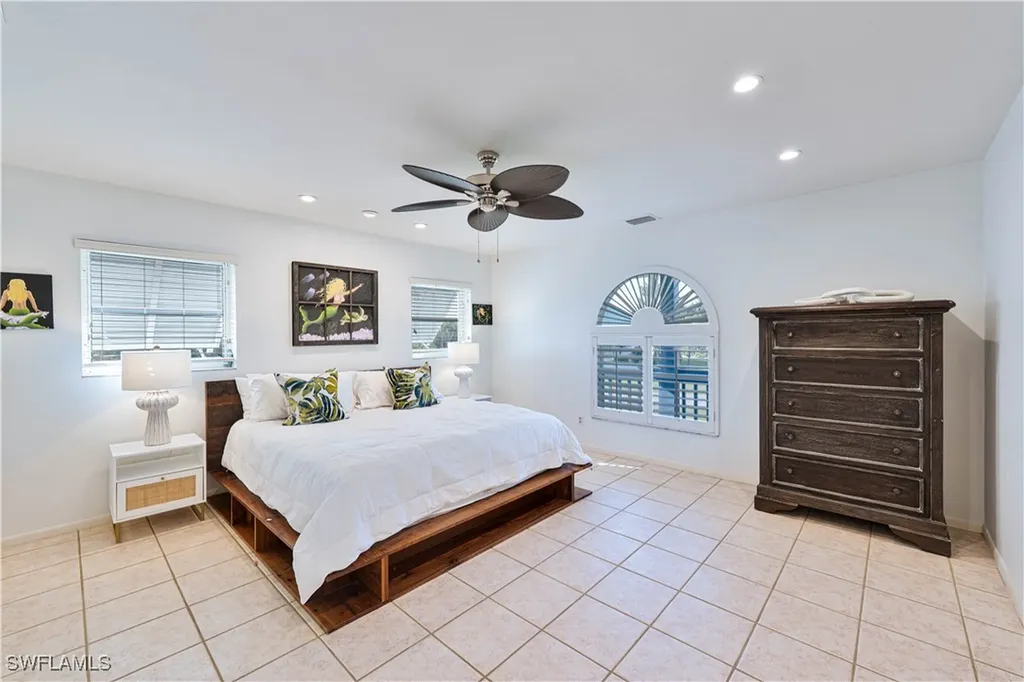 3131 Twin Lakes Lane Sanibel FL 33957
