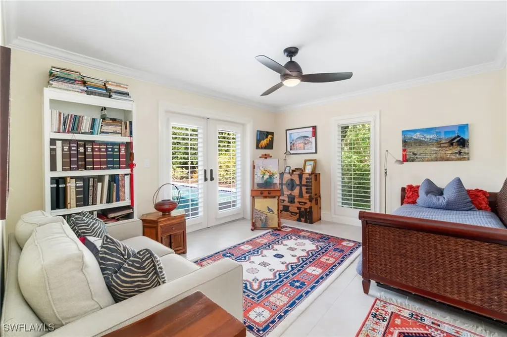 709 Turkey Oak Lane Naples FL 34108