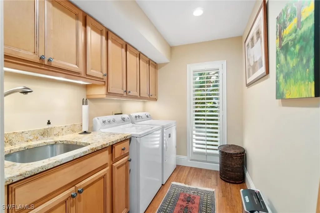 709 Turkey Oak Lane Naples FL 34108