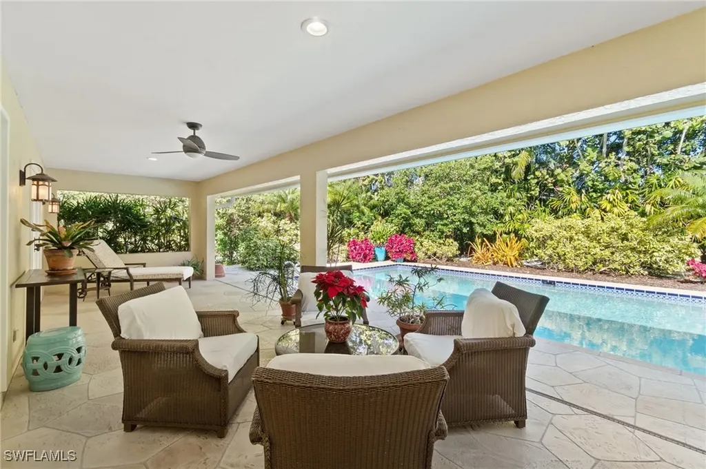 709 Turkey Oak Lane Naples FL 34108