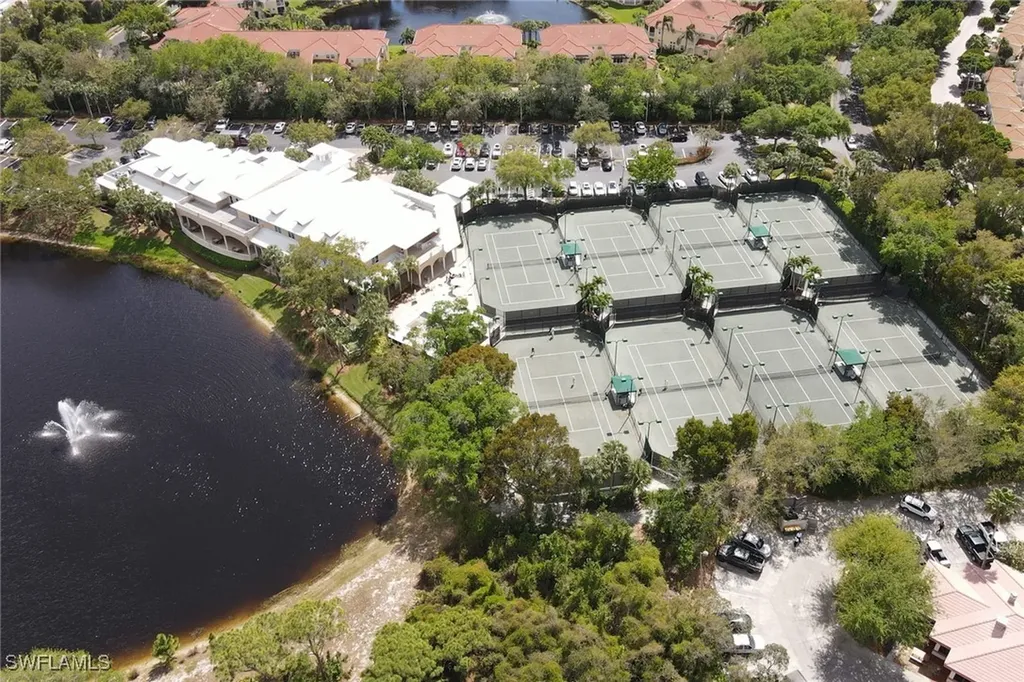 709 Turkey Oak Lane Naples FL 34108