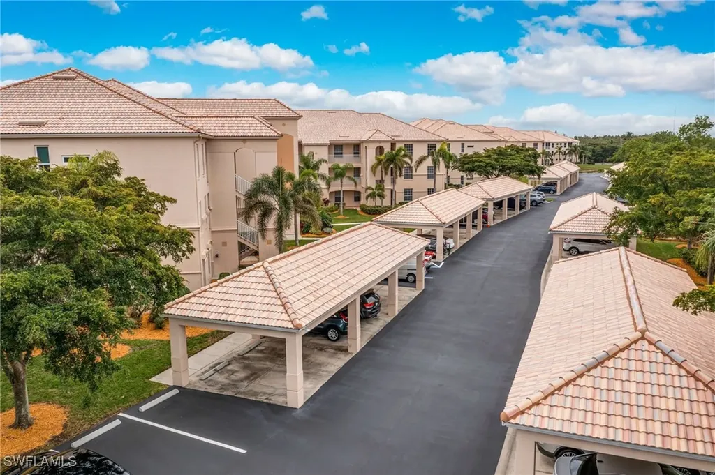 9190 Southmont Cove Fort Myers FL 33908