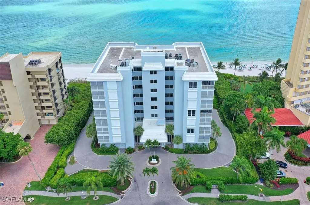 9811 Gulf Shore Drive Naples FL 34108