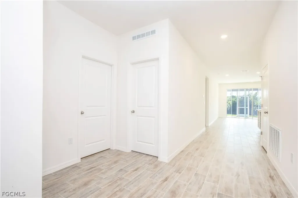 2702 NW 1st Terrace Cape Coral FL 33993