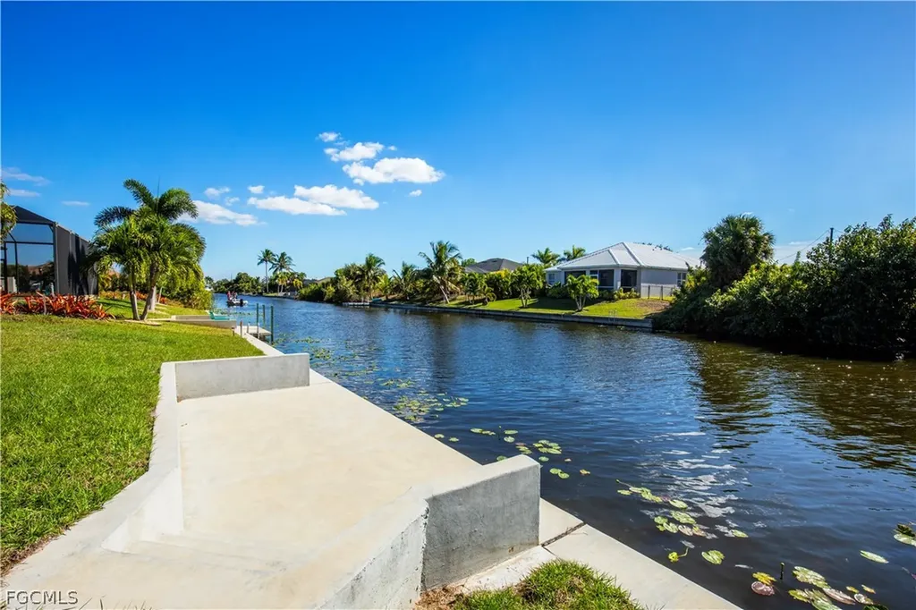 2702 NW 1st Terrace Cape Coral FL 33993