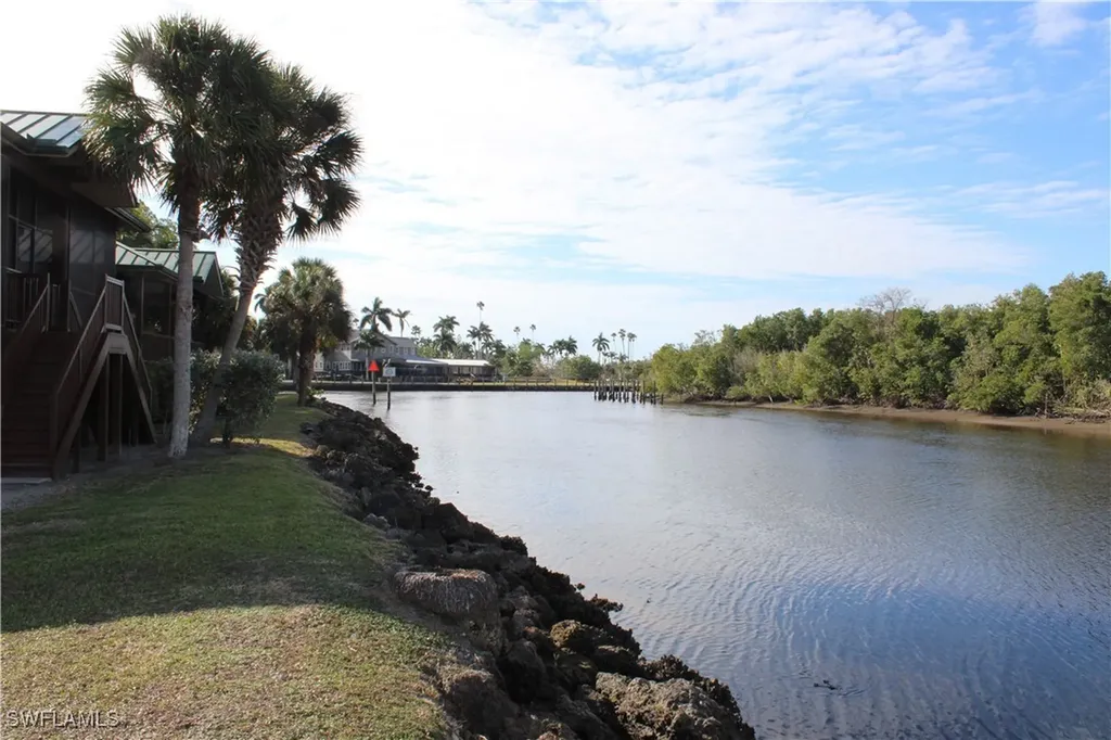 305 Storter #19 Avenue N Everglades City FL 34139