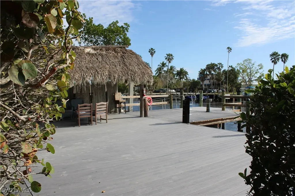 305 Storter #19 Avenue N Everglades City FL 34139