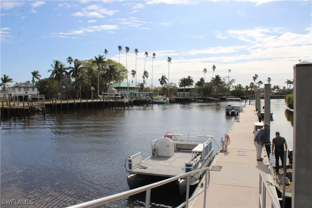 305 Storter #19 Avenue N Everglades City FL 34139