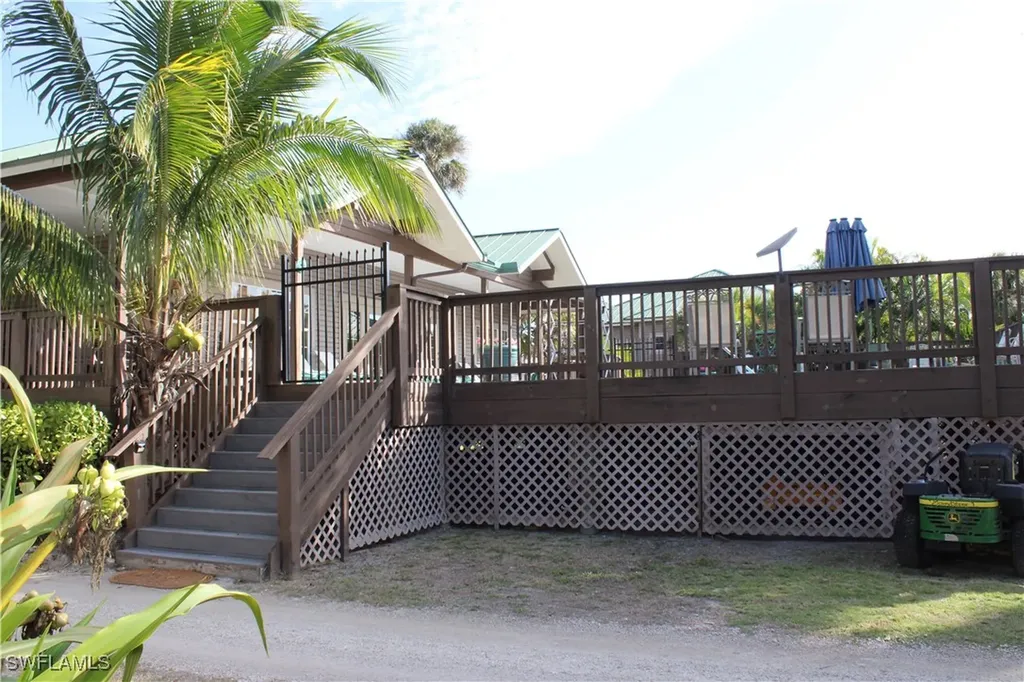 305 Storter #19 Avenue N Everglades City FL 34139