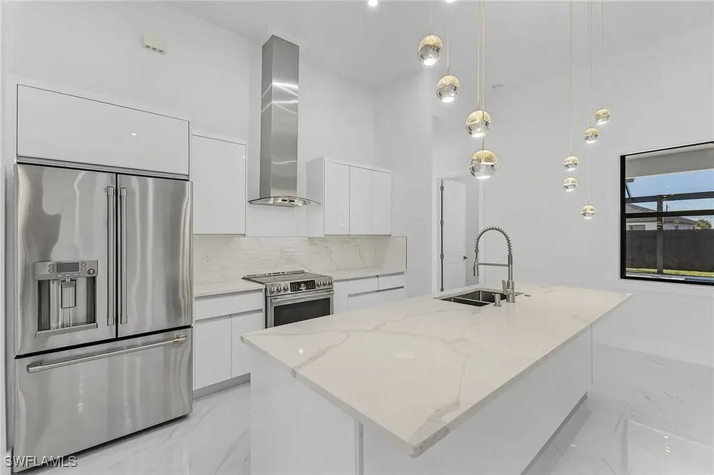 232 SW 24th Avenue Cape Coral FL 33991