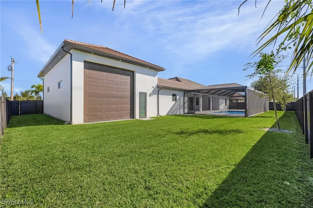 232 SW 24th Avenue Cape Coral FL 33991