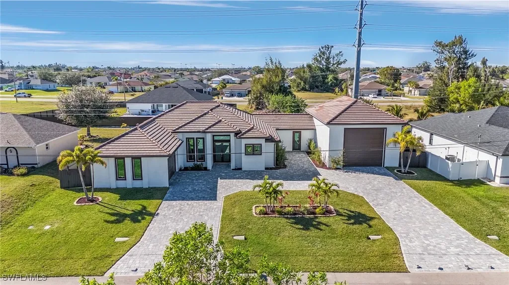 232 SW 24th Avenue Cape Coral FL 33991