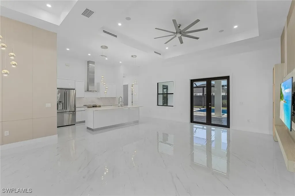 232 SW 24th Avenue Cape Coral FL 33991