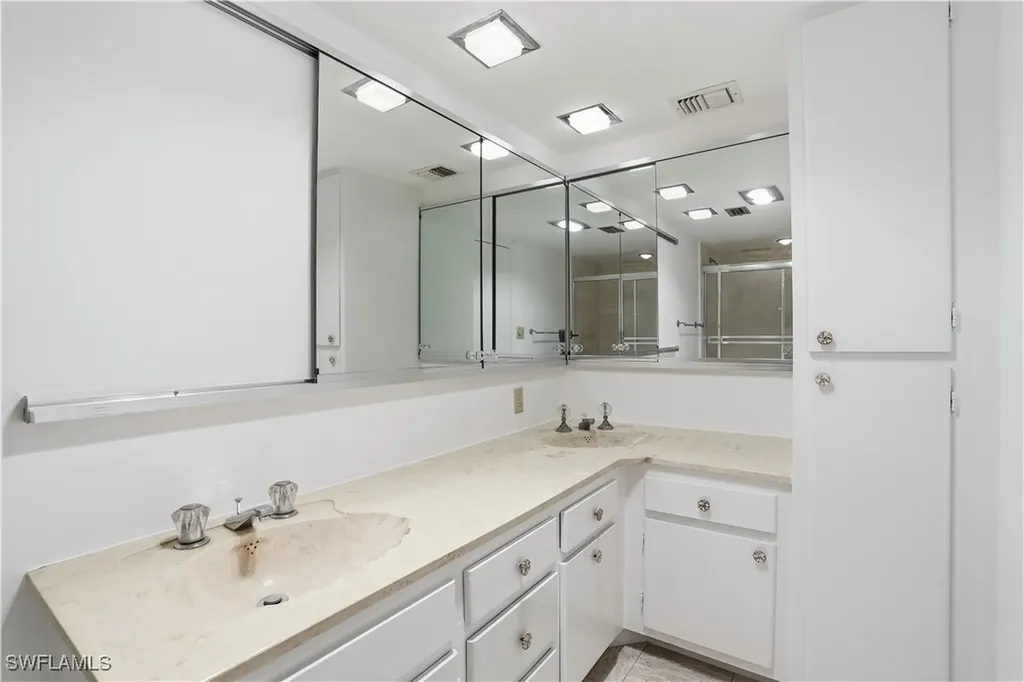 1919 Gulf Shore Boulevard N Naples FL 34102