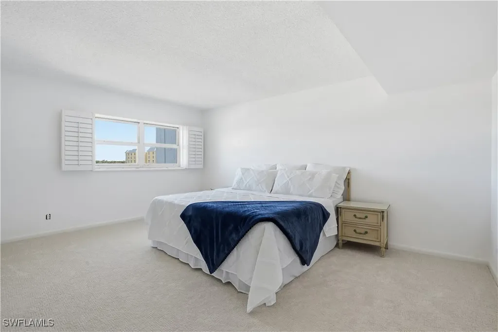 1919 Gulf Shore Boulevard N Naples FL 34102