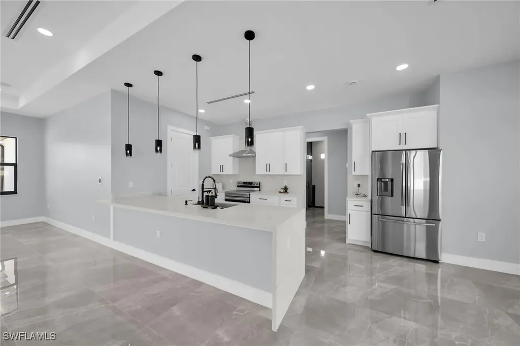 423 NW 6th Terrace Cape Coral FL 33993