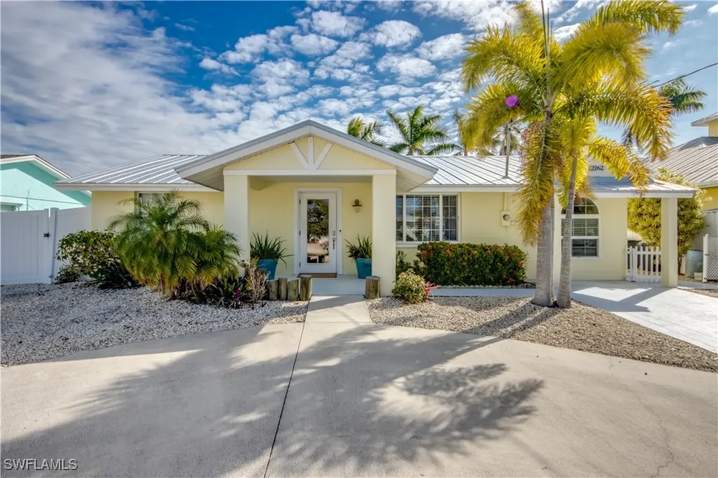 12262 Boat Shell Drive Matlacha Isles FL 33991