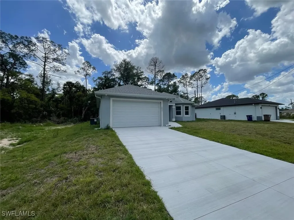 3855 Hillandale Street Fort Myers FL 33905