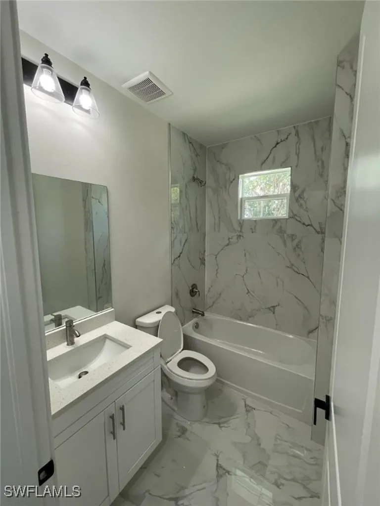 3855 Hillandale Street Fort Myers FL 33905