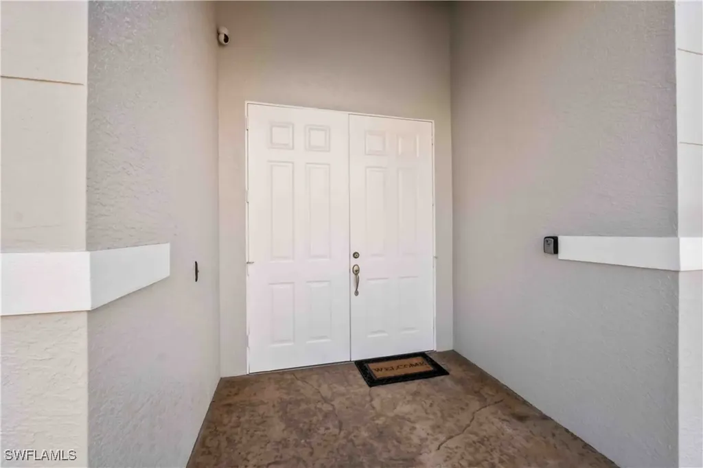 106 SE 5th Street Cape Coral FL 33990