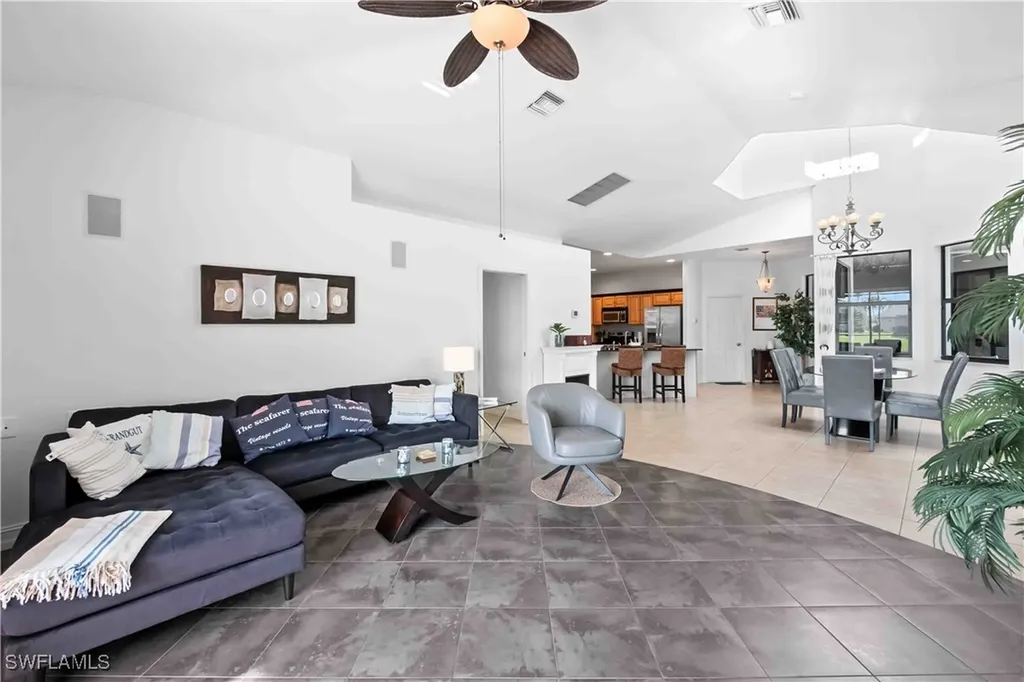 106 SE 5th Street Cape Coral FL 33990