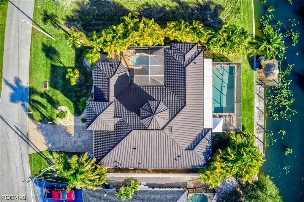 106 SE 5th Street Cape Coral FL 33990