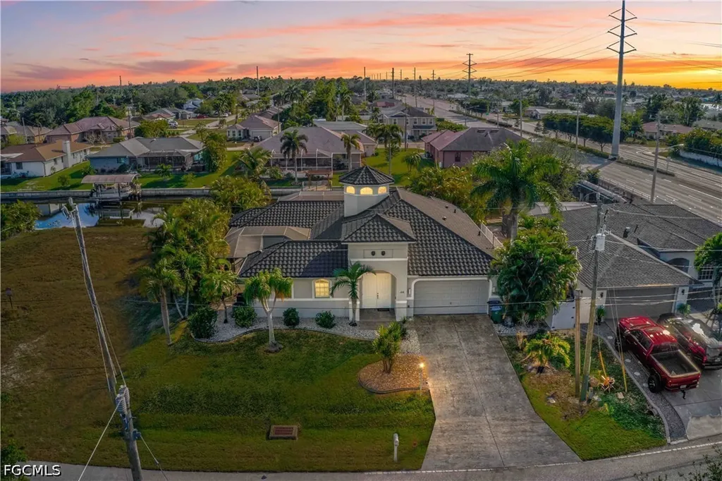 106 SE 5th Street Cape Coral FL 33990