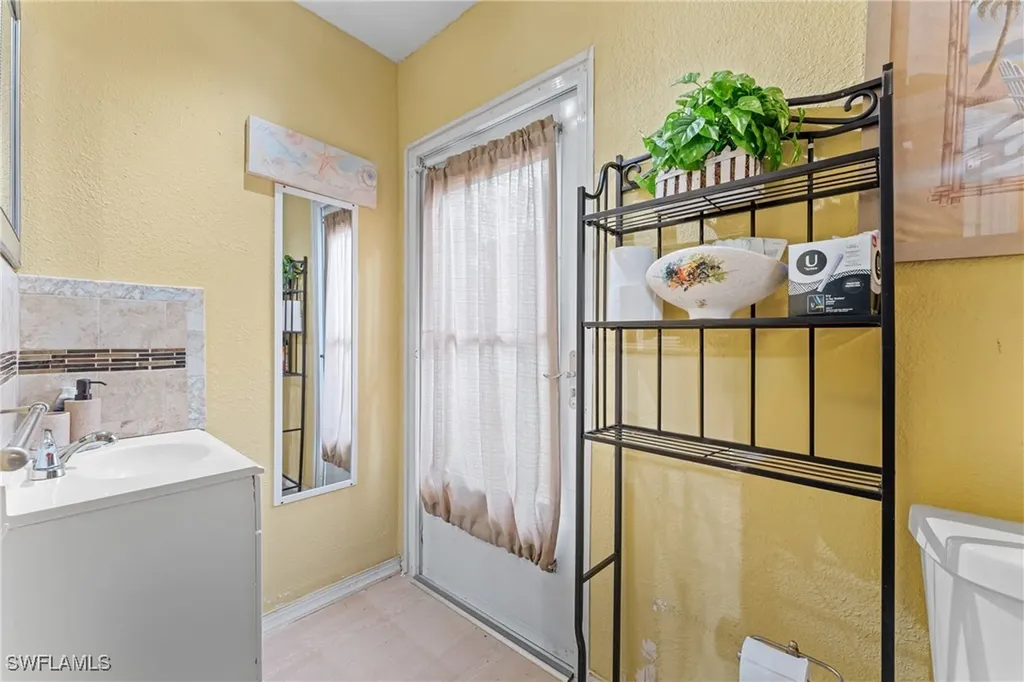 1300 Connie Avenue N Lehigh Acres FL 33971
