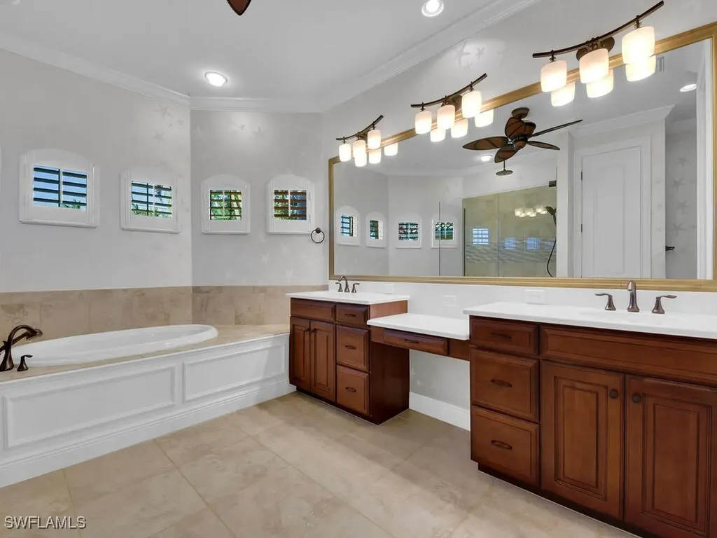 1912 SE 35th Street Cape Coral FL 33904