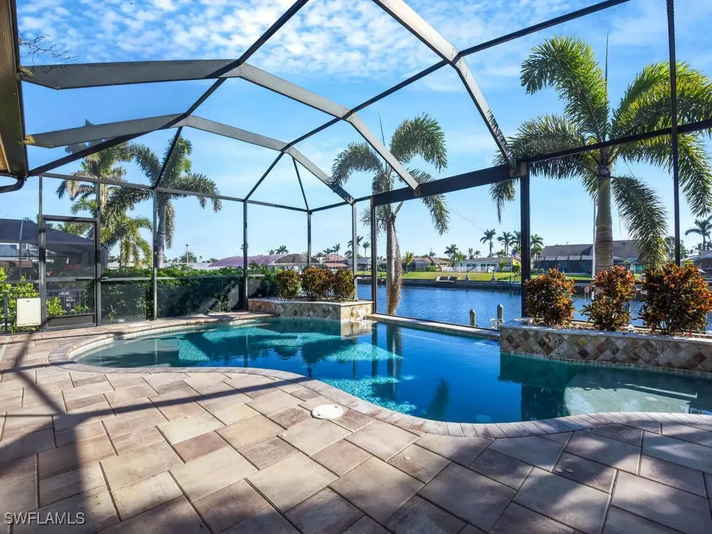 1912 SE 35th Street Cape Coral FL 33904