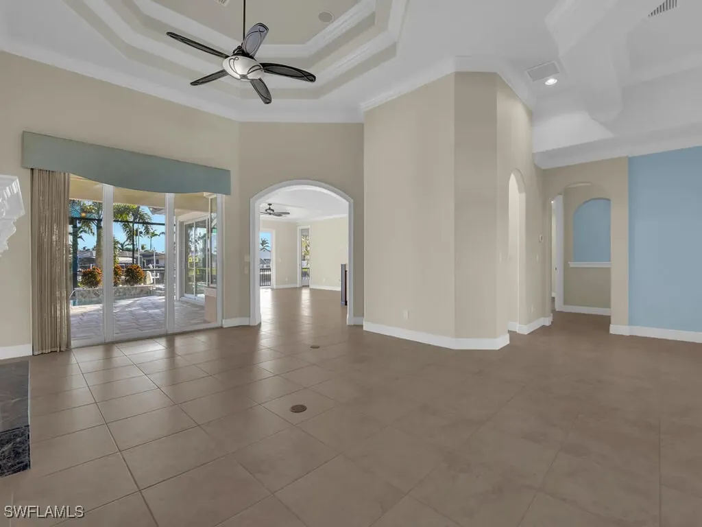 1912 SE 35th Street Cape Coral FL 33904