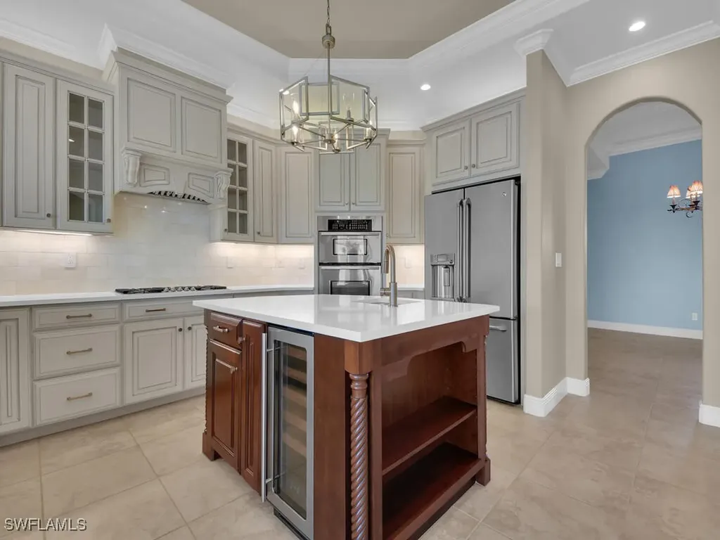 1912 SE 35th Street Cape Coral FL 33904