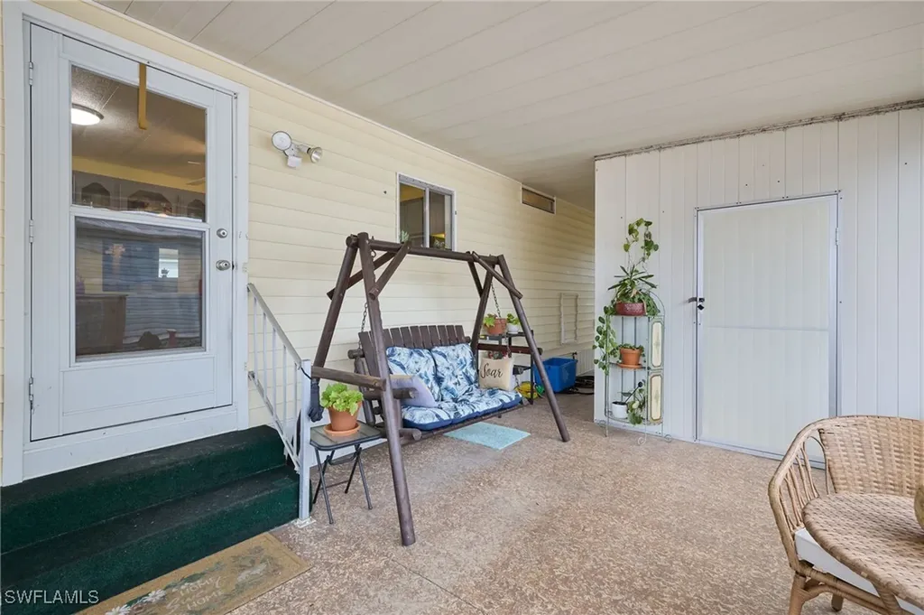 325 Shrub Lane S North Fort Myers FL 33917