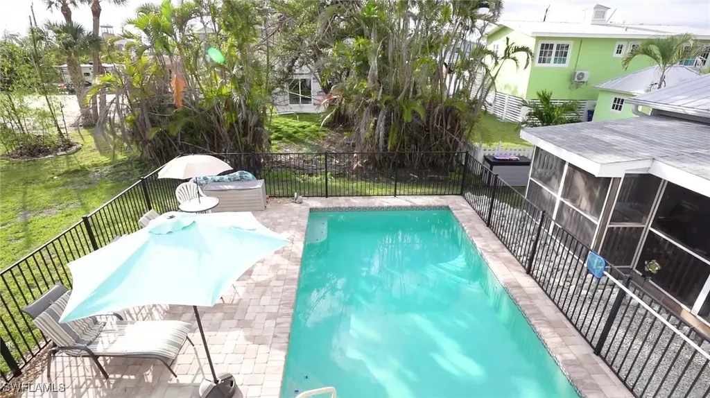 144 Driftwood Lane Fort Myers Beach FL 33931