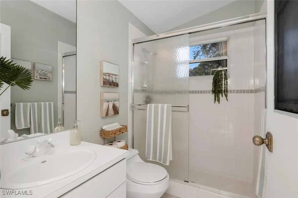 25031 Goldcrest Drive Bonita Springs FL 34134