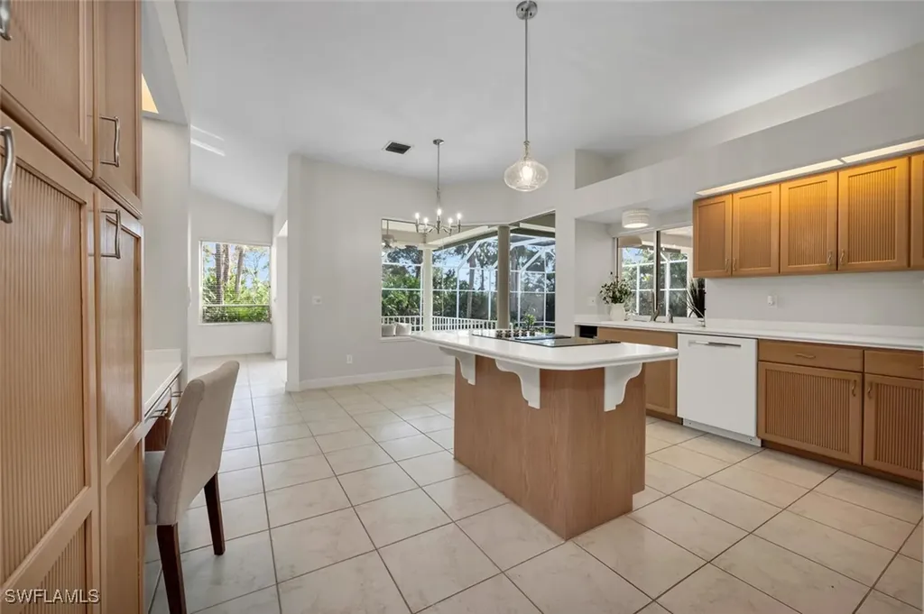 25031 Goldcrest Drive Bonita Springs FL 34134